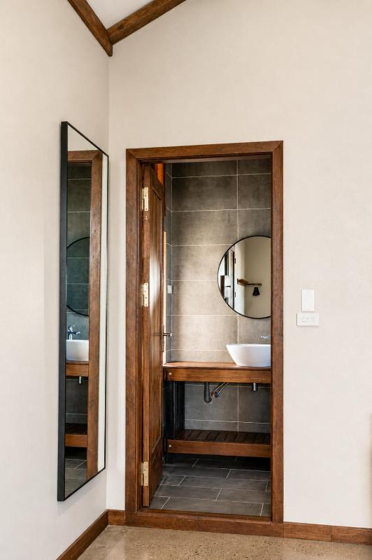 The Laneway Hostel - image 19