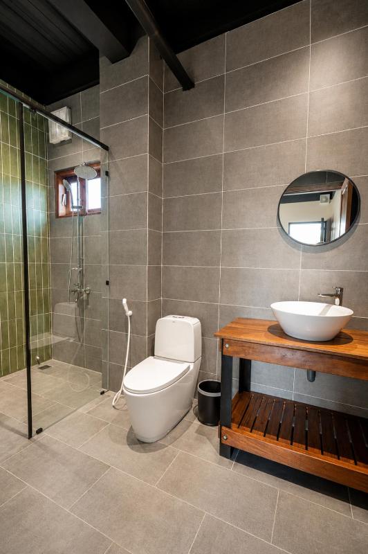 The Laneway Hostel - image 32
