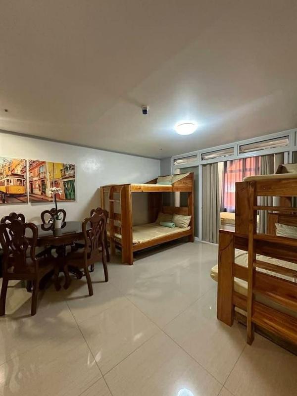 Your Relaxing Home In the Perfect Location - image 3