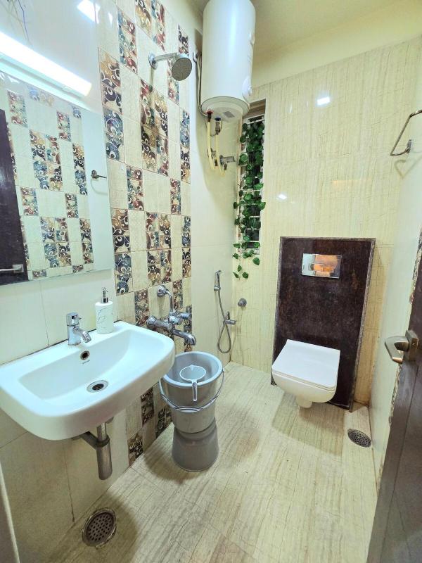 Purple Door - Luxurious 1 BHK - image 9