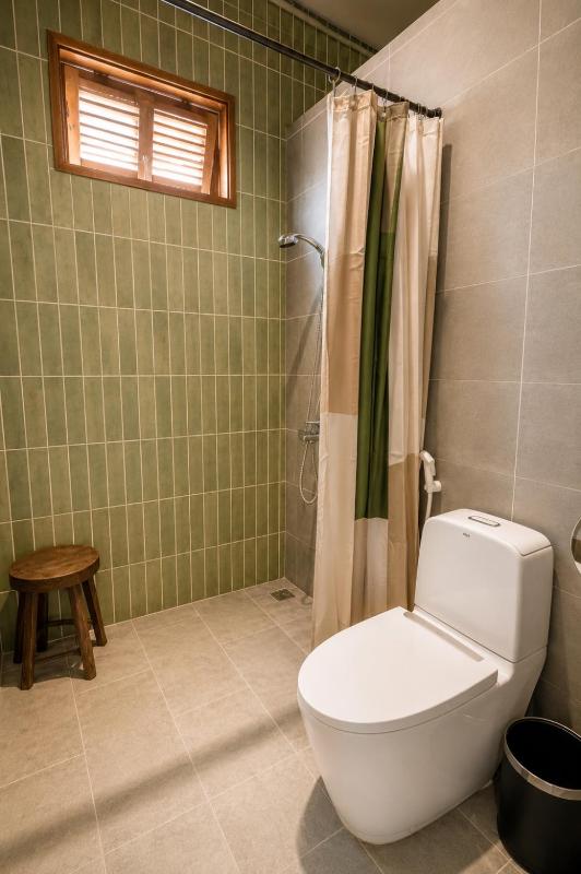 The Laneway Hostel - image 18