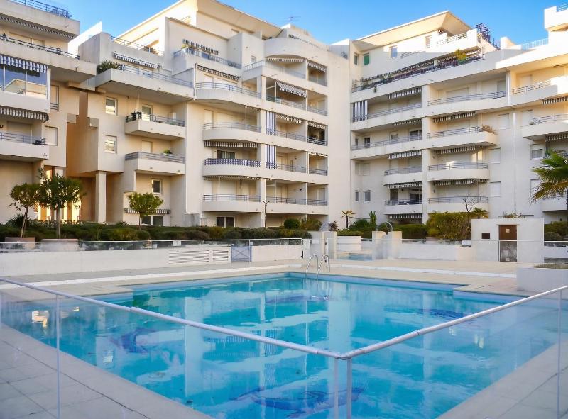 Appartement moderne à Fréjus 60 m² piscine partagée - image 1