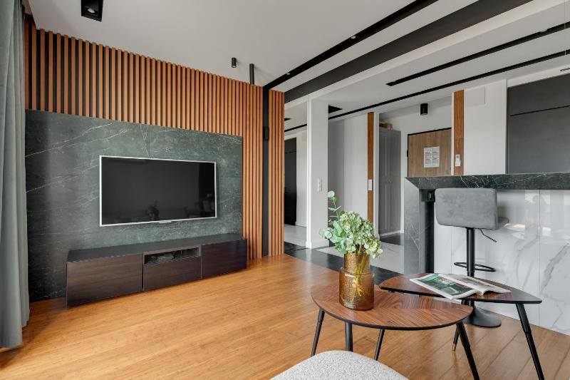 Plac Unii Gdynia Central by Lion Apartments - image 39