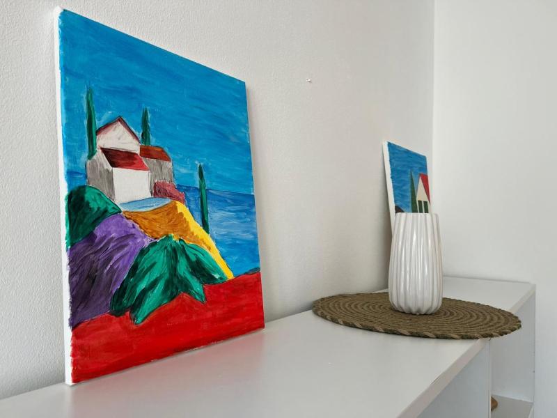 MoCity Studio Apartment - image 12