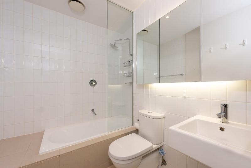 Central Boutique Studio in the heart of Melbourne! - image 4