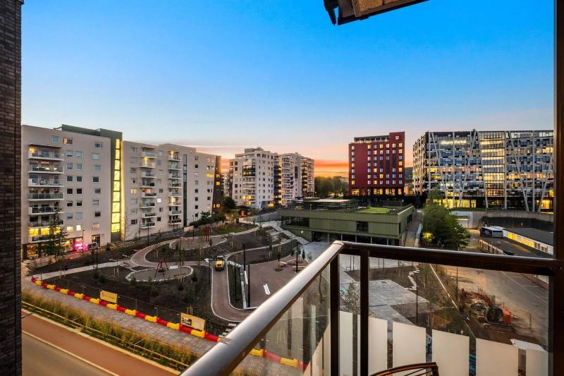 Entire apartment 3 bedrooms 2 bathrooms Central on Lren - image 2