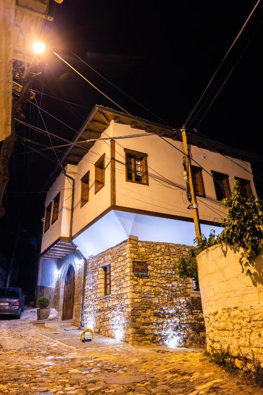 Vila Blin - image 11