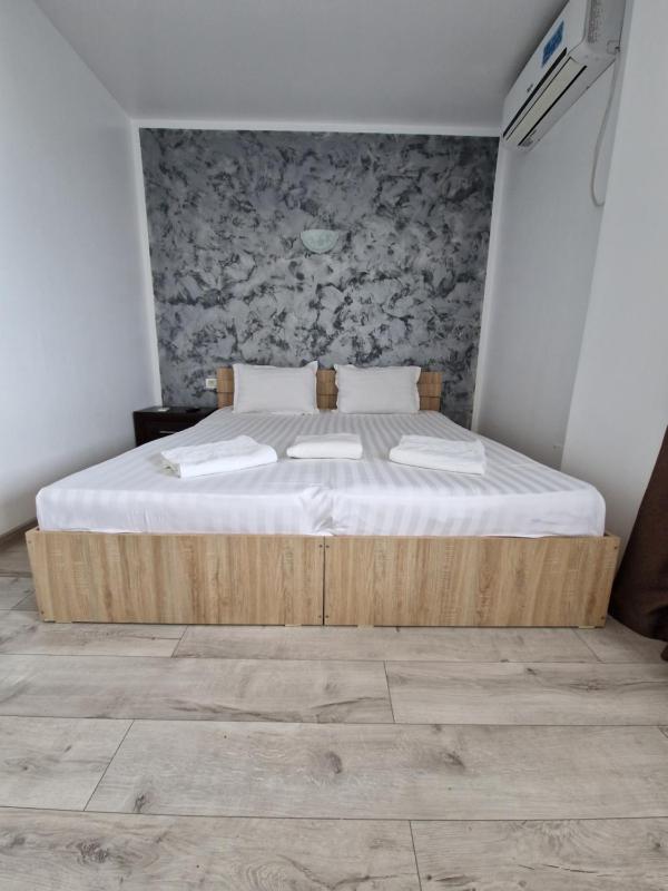 Harmony Rooms & Studios - image 30