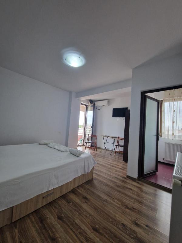 Harmony Rooms & Studios - image 33