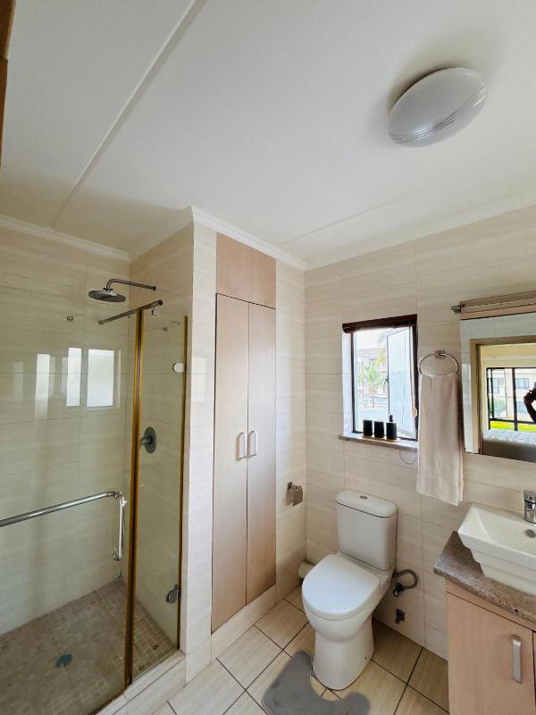 Charming 2-Bedroom Apartment in Midrand South Africa - image 11