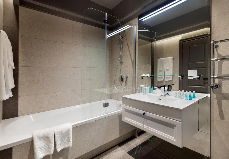 Suite image 3