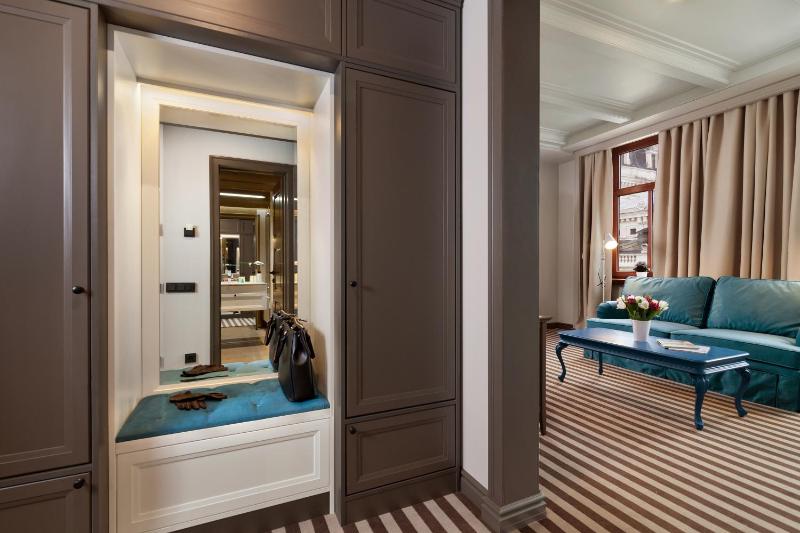 Suite image 4