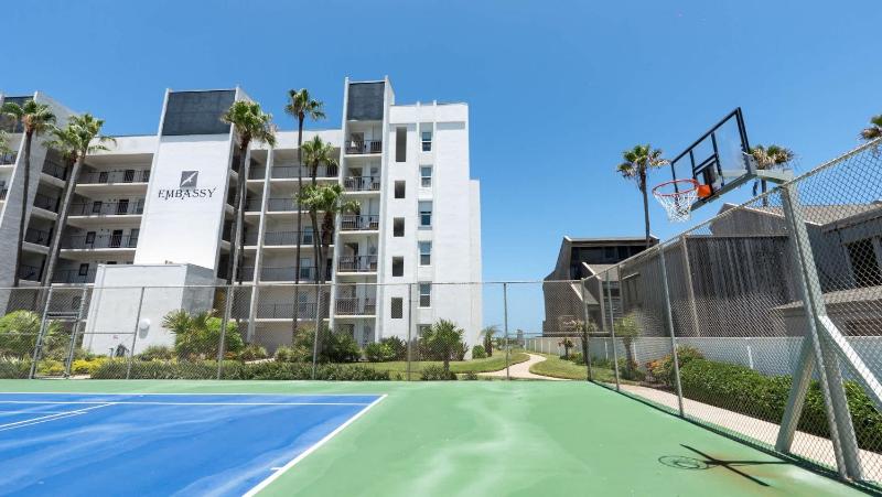 Beachfront 2BR 5th Floor Views Wakable SPI apts - image 13
