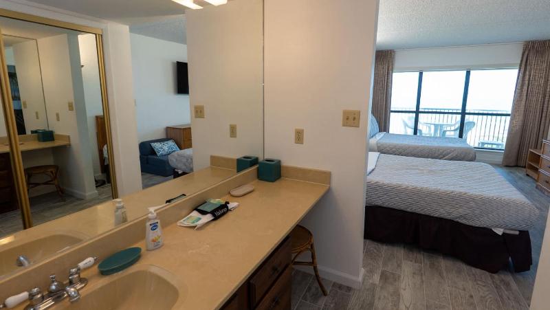 Beachfront 2BR 5th Floor Views Wakable SPI apts - image 39
