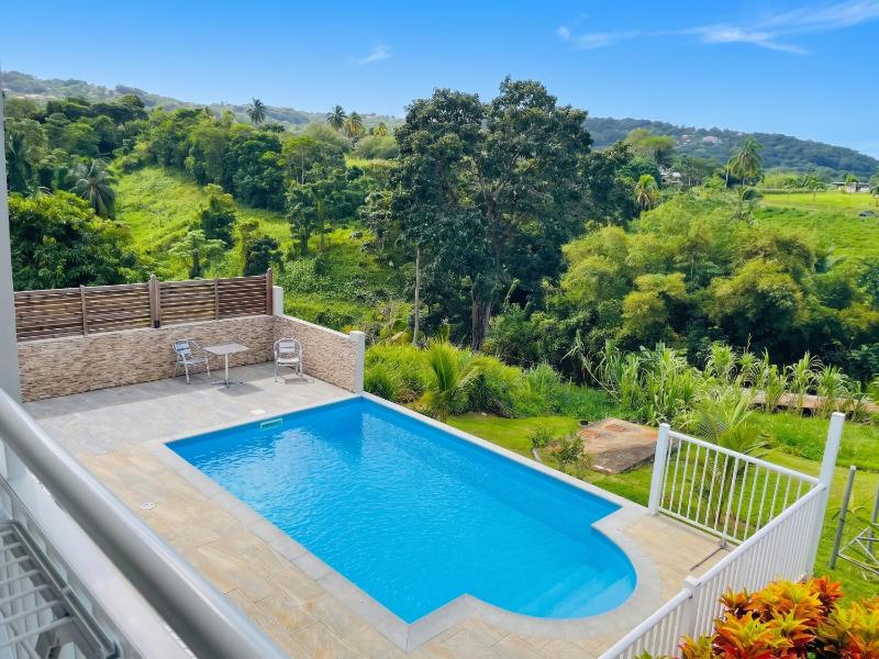 Appartement spacieux à Rivière-Salée avec accès piscine 80 m² - image 2