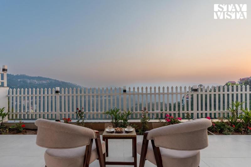 StayVista at Gazania Villa with Outdoor Pool Bonfire - image 16