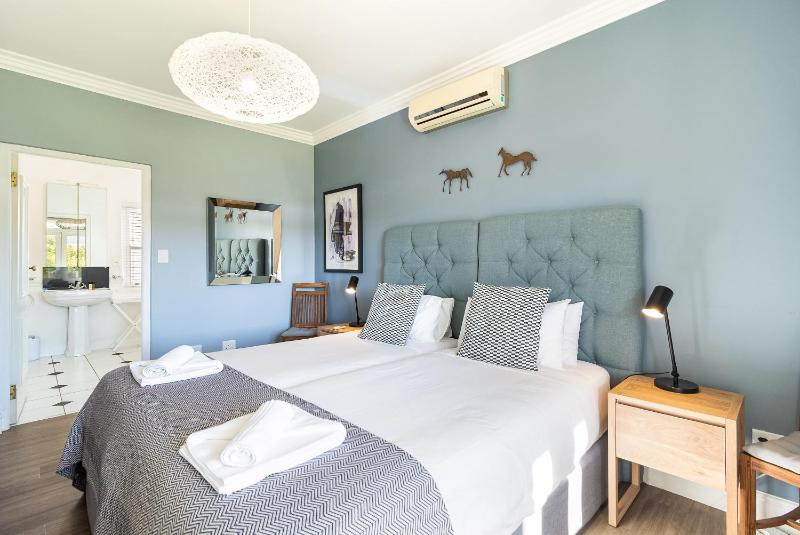 Winelands Golf Lodges 4 - image 16