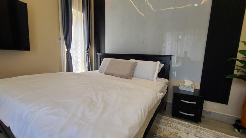 Nepa Hills Apartments - image 2
