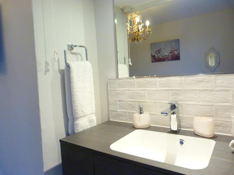 Double Room with Private External Bathroom image 1