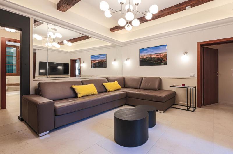 Apartments Florence- Charming Sant' Egidio - image 14