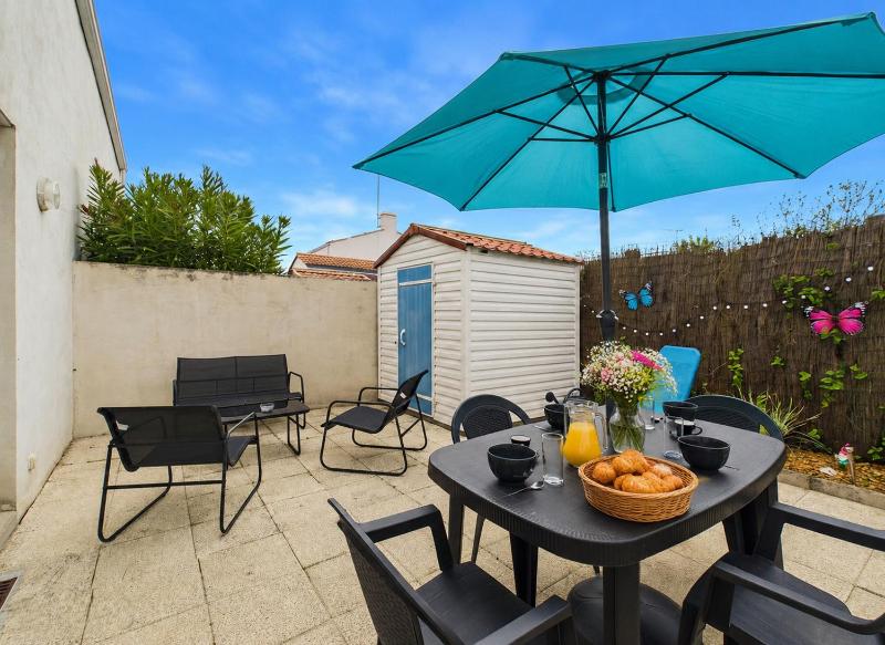 Maison pour 4 terrasse proche gare - image 22