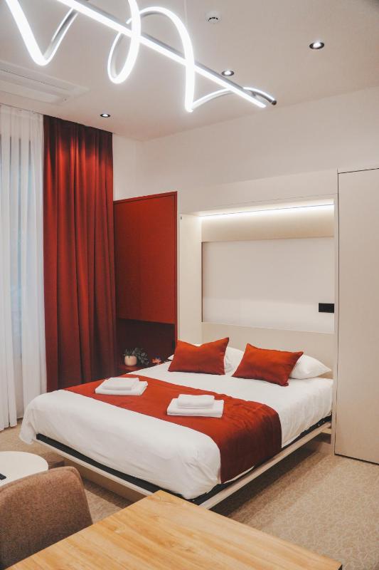 Eterna Apartments-City Center - image 14