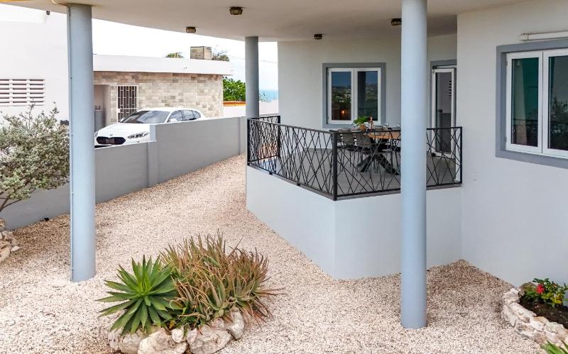 Anochíluz - modern 3-bedroom apartment near Mambo beach - image 13