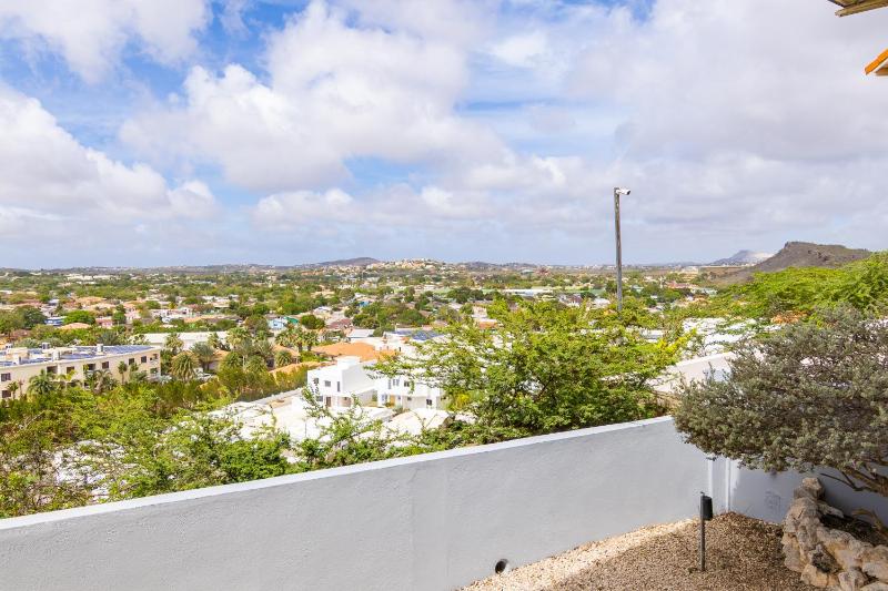 Anochíluz - modern 3-bedroom apartment near Mambo beach - image 19