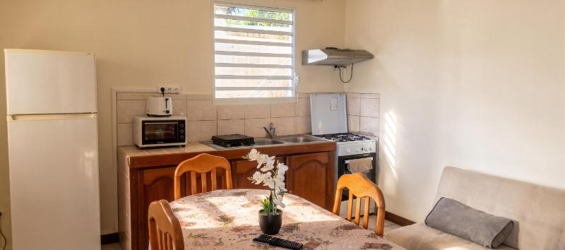 Maison confortable avec terrasse à Vieux-Habitants - image 4