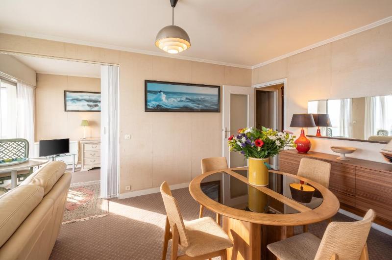 Appartement avec vue sur la mer à La Baule 62 m² tout équipé - image 3