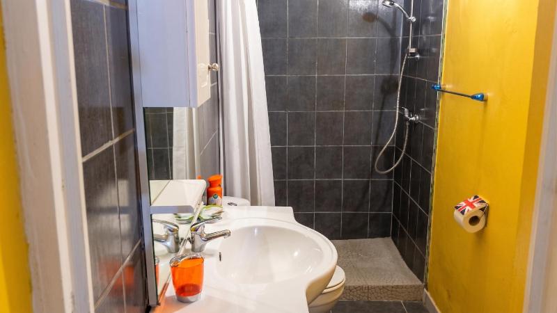 Appartement charmant à Sainte-Marie 55 m² piscine - image 8