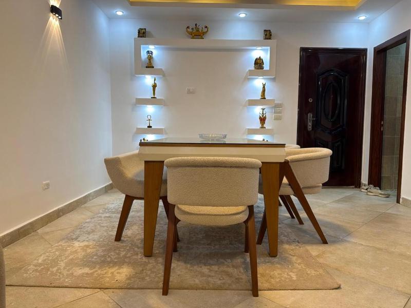 Pyramids View2 Apartment - image 8