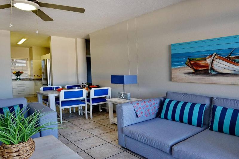 Kridzil Holiday Flats Margate 1-bed Wbt Rentals - image 1