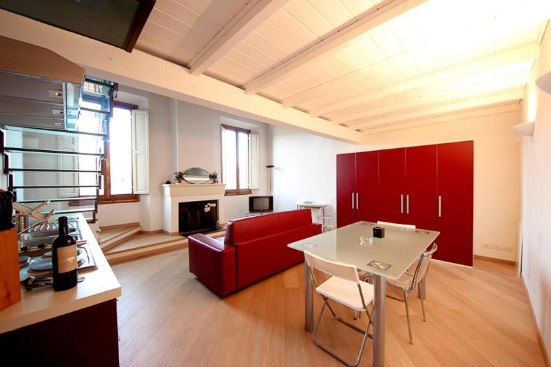 Apartments Florence Laura Red - image 3