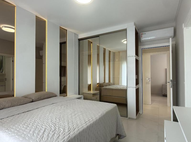 Invictus Residence 202 - Apartamento amplo com ar-condicionado em todos os ambientes localizado próximo a comércios e a 250 metros da praia. - image 15