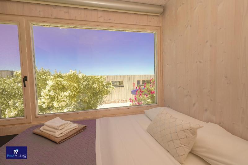 BUQEZ ECO RESORT - Villa 3 - Beautiful sea view - directly by sea - image 42