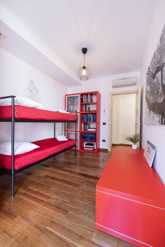 Exclusive Verona Apartment - Arena Views 3 Bedrooms Wi-Fi - image 9