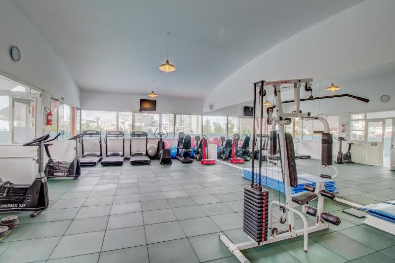 Oceana Suites Vanguardia - image 14