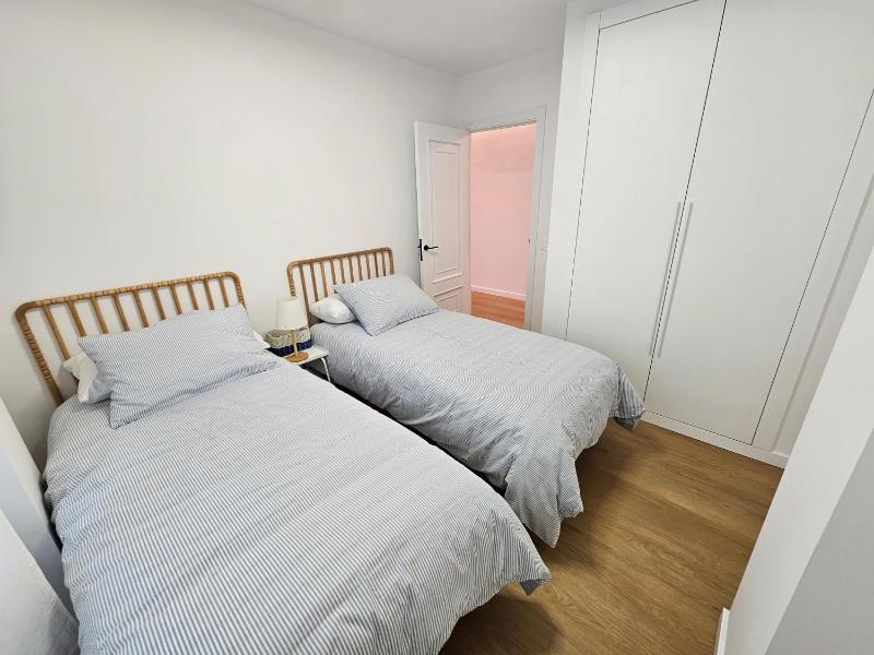 Apartamento reformado con vistas espectaculares a 150 de Silgar - image 18
