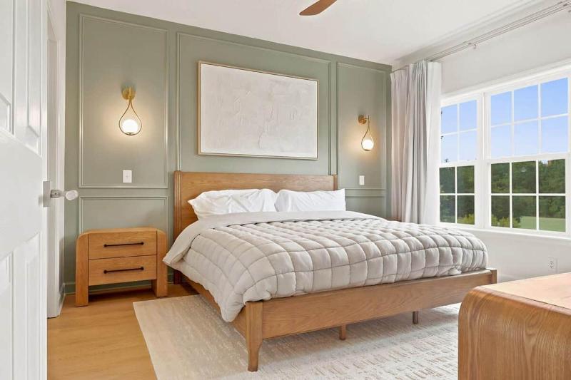 New Golf Course Condo with Pool and Free Beach Shuttle - image 7