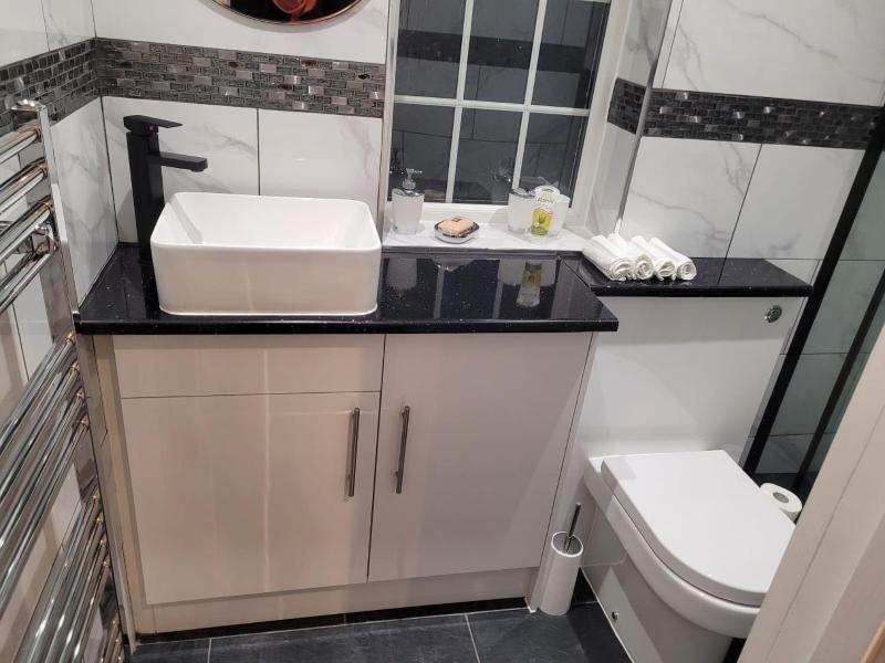 Broadlands House 3 Bed home - image 16