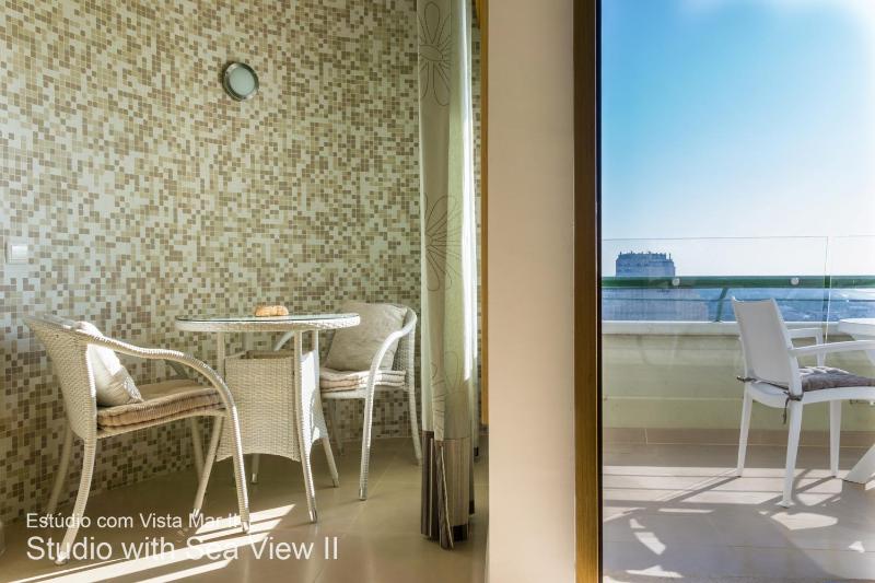 Studio with Sea View II image 2