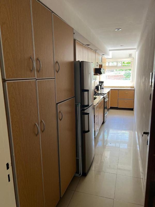 Departamento ubicado en zona Guemes - image 10