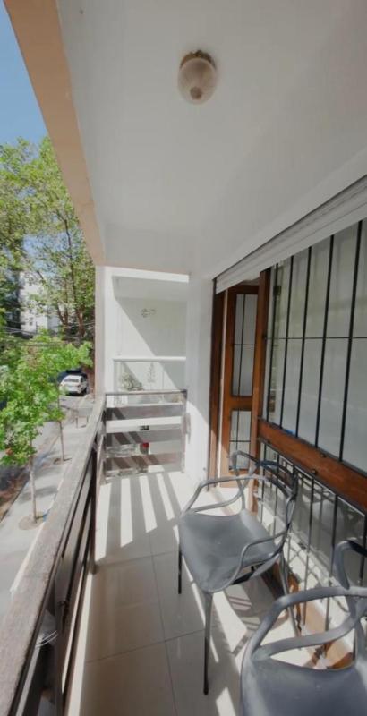 Departamento ubicado en zona Guemes - image 7