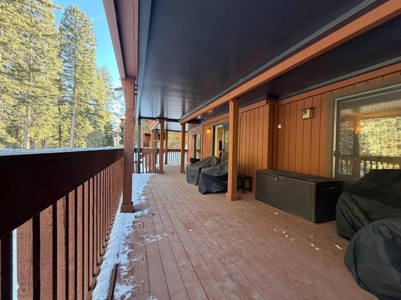 East Vail Getaway Steps from Ski Shuttle & Creek - image 21