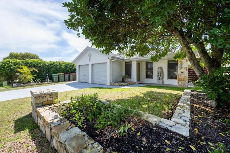 Kailani Beach House - Stone Real Estate Yamba - image 3