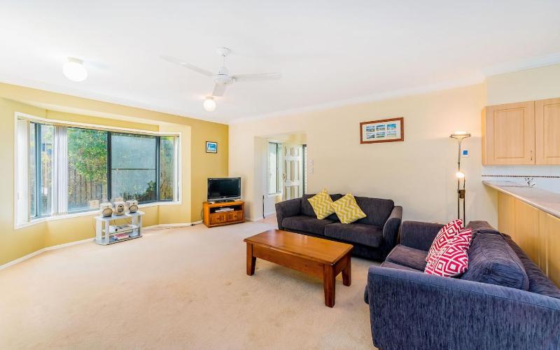Oceania Cottage- Pet Friendly -Stone Real Estate Yamba - image 2