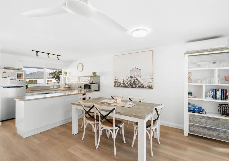 Pippi Sands - Pet Friendly - Stone Real Estate - image 16