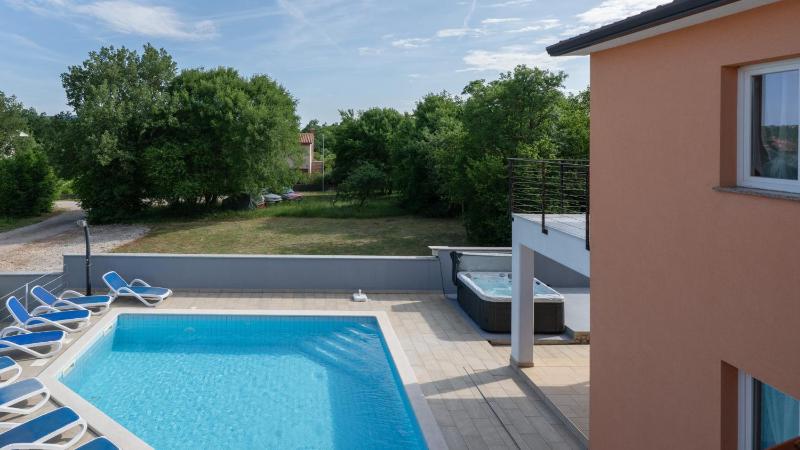 Villa Paola by Villas Guide - image 38