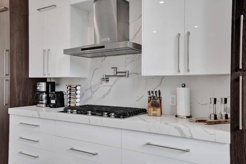 Villa Palmora Luxury 6BR Oasis Near the Beach - image 28